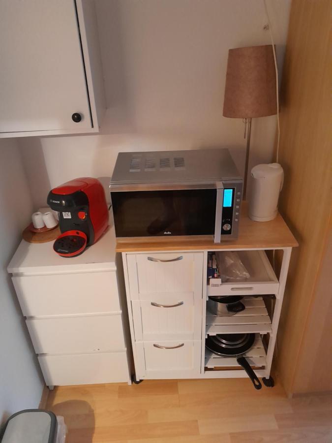 Apartment Mit Kueche Und Balkon Oder Terrasse, Ruhig Und Gut Erreichbar Piding Ngoại thất bức ảnh
