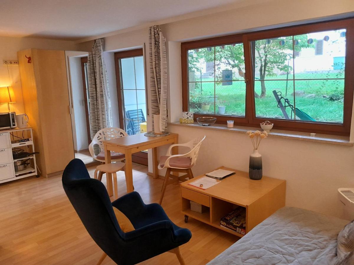 Apartment Mit Kueche Und Balkon Oder Terrasse, Ruhig Und Gut Erreichbar Piding Ngoại thất bức ảnh