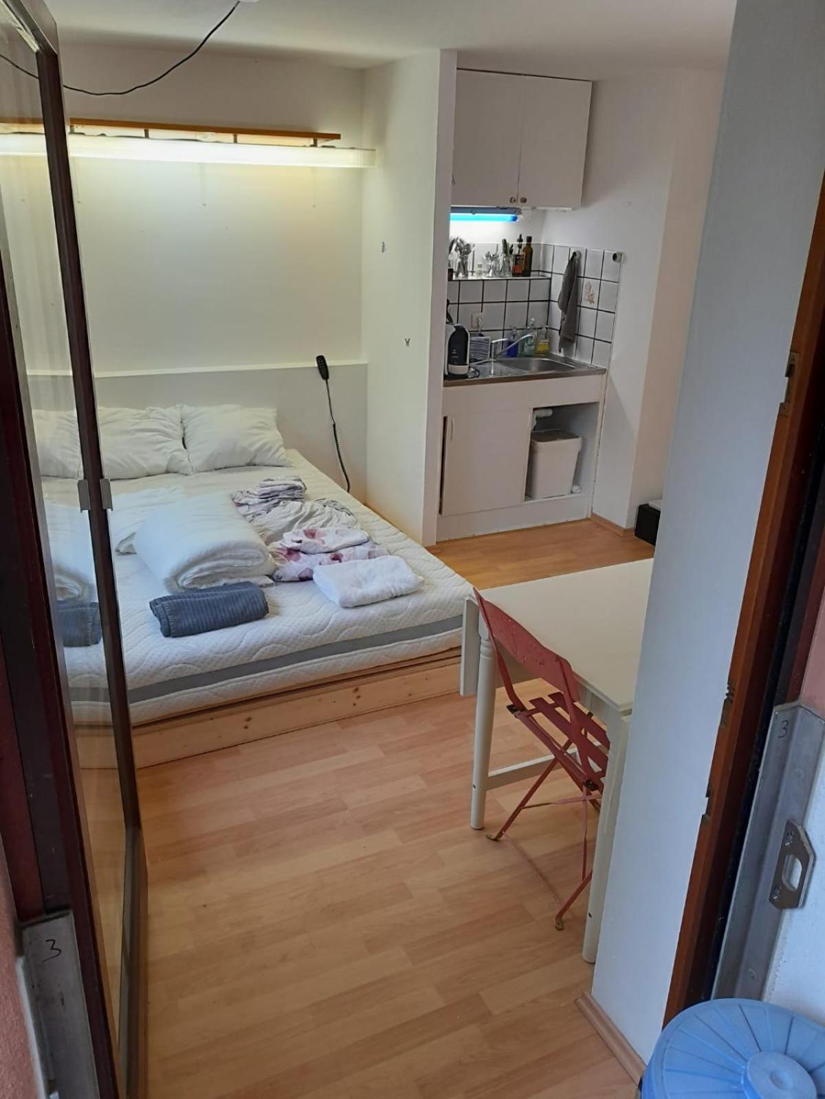Apartment Mit Kueche Und Balkon Oder Terrasse, Ruhig Und Gut Erreichbar Piding Ngoại thất bức ảnh